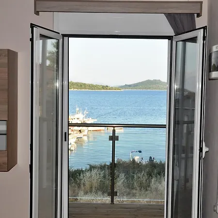 Seafront 3br & 度假居 *