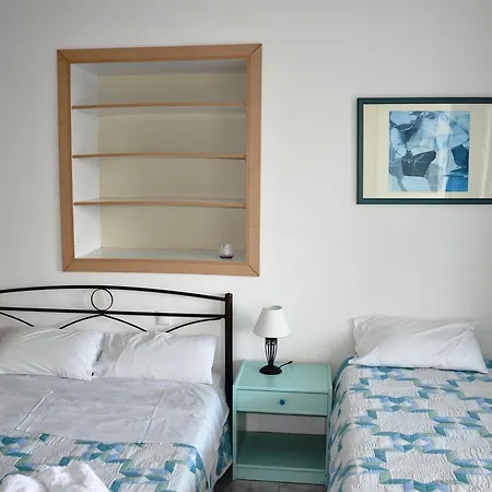 بيت للعطل Seafront 3br & نيدري