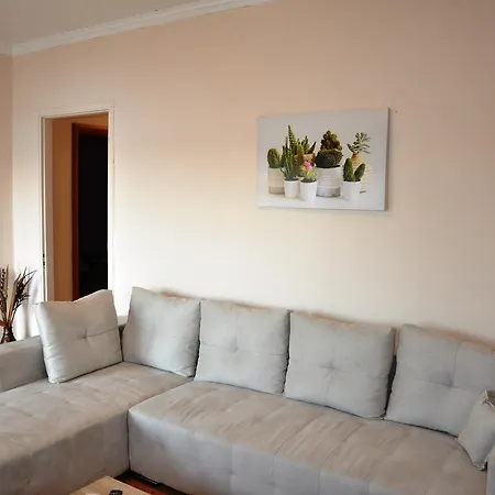 بيت للعطل Seafront 3br &